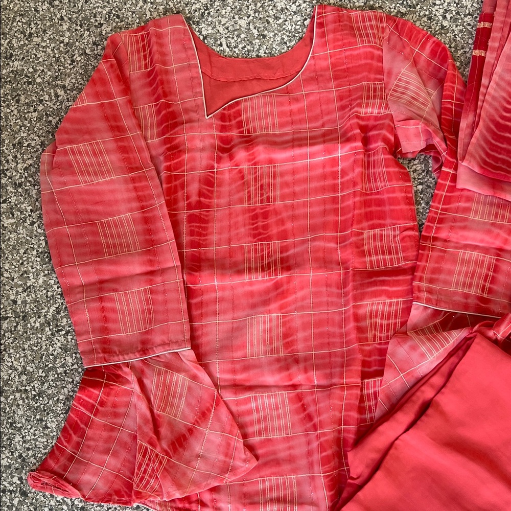 Womens Pink Kurta Set - Picture 2 of 4